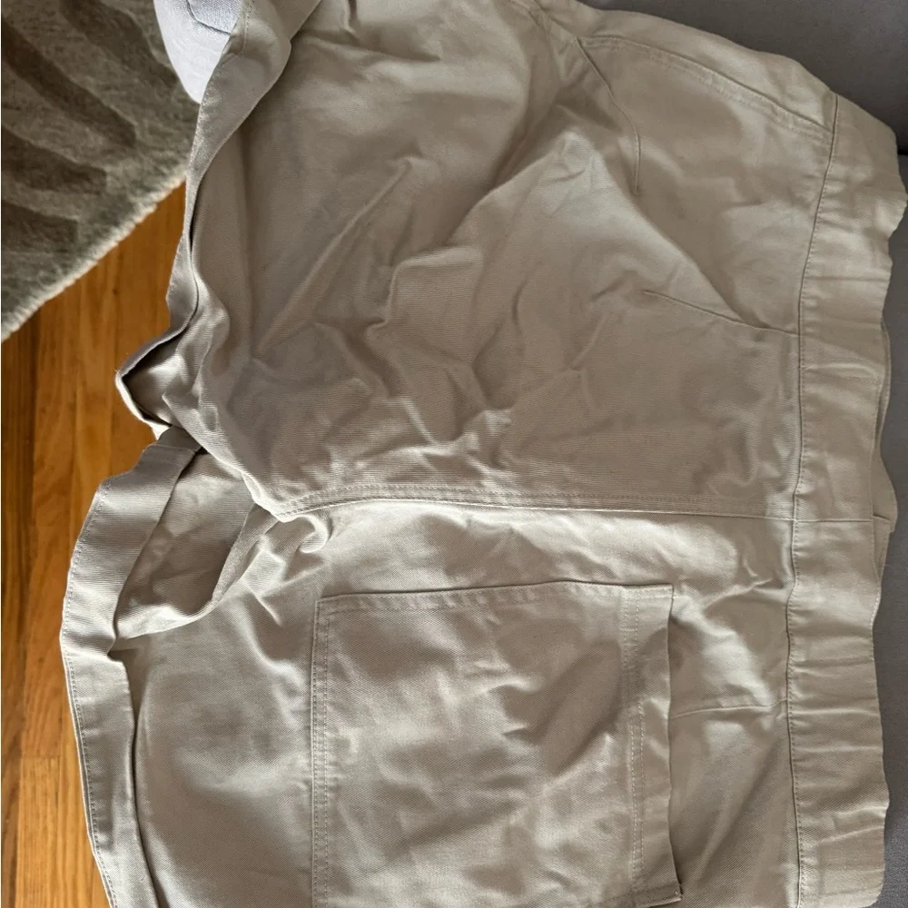 Women’s Casual Tan Shorts - Picture 2 of 5